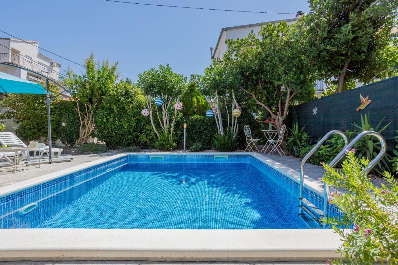 Dalmatian 230M2 With Pool And Garden Near The Old Town For Families Apartment Split Exterior photo