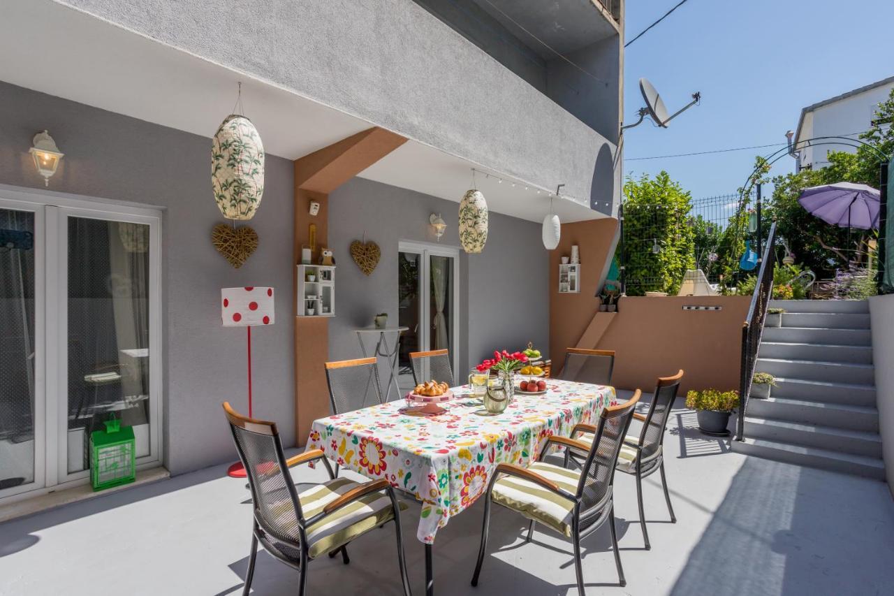 Dalmatian 230M2 With Pool And Garden Near The Old Town For Families Apartment Split Exterior photo