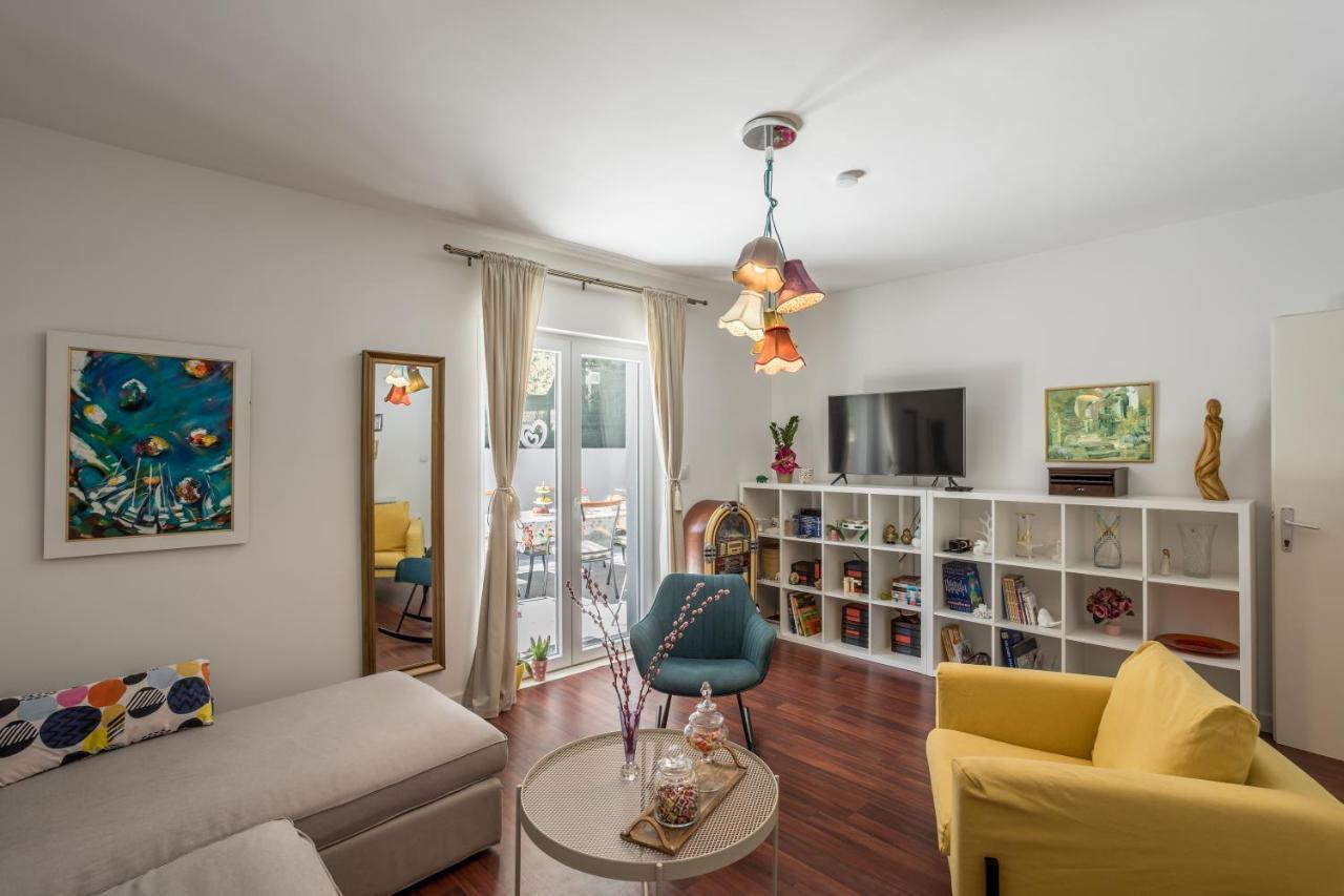 Dalmatian 230M2 With Pool And Garden Near The Old Town For Families Apartment Split Exterior photo