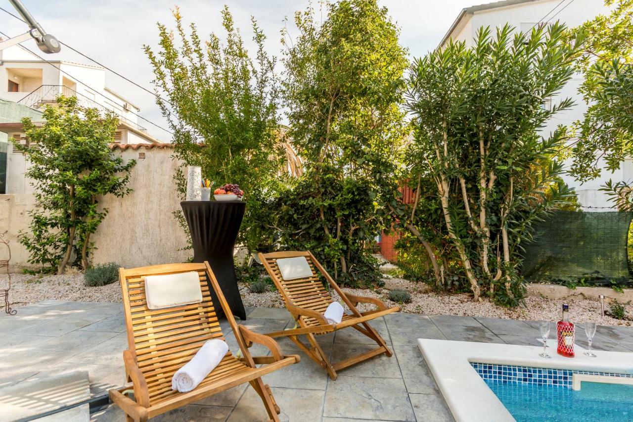 Dalmatian 230M2 With Pool And Garden Near The Old Town For Families Apartment Split Exterior photo