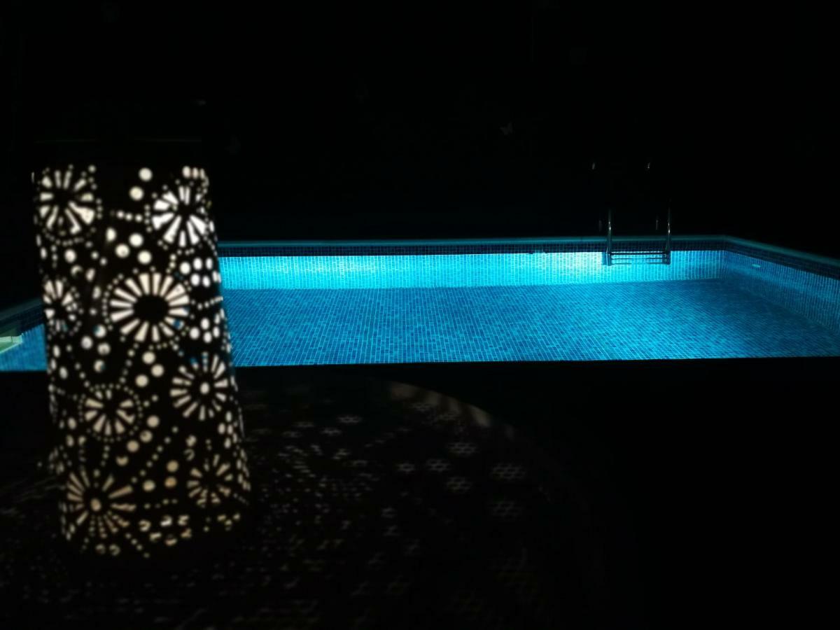 Dalmatian 230M2 With Pool And Garden Near The Old Town For Families Apartment Split Exterior photo